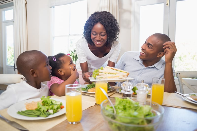 5 Ways to Get Your Family Back on Track to a Healthier Lifestyle?noresize